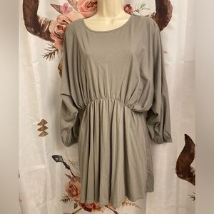 Elegant Green Women's Dress​​